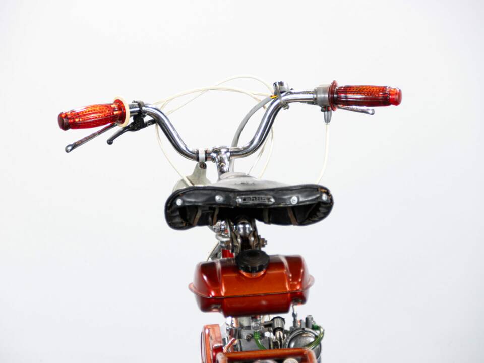 Image 21/50 of Bianchi Aquilotto (1966)