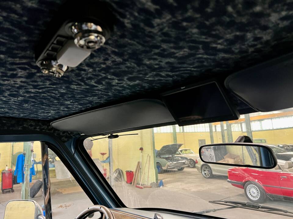 Image 10/20 of Chevrolet Van (1988)