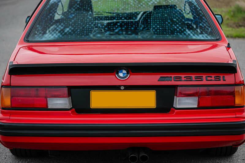 Image 12/50 of BMW M 635 CSi (1989)