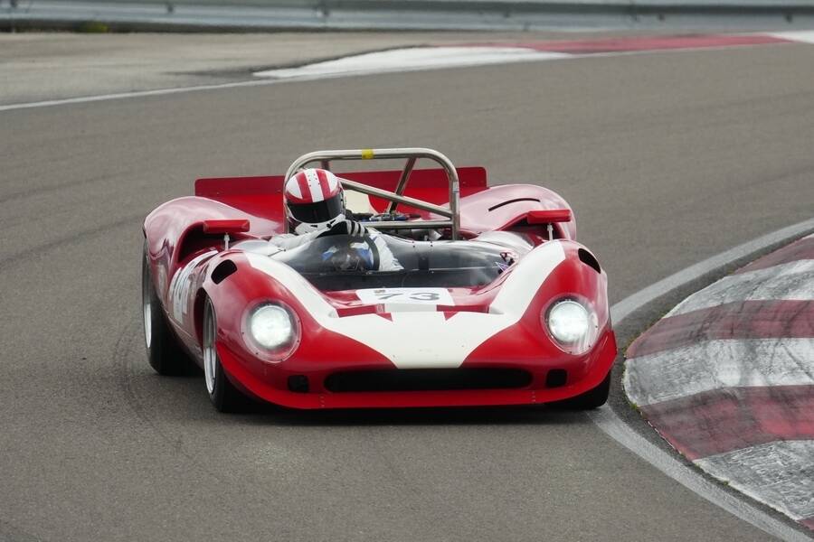 Imagen 2/32 de Lola T70 (1967)