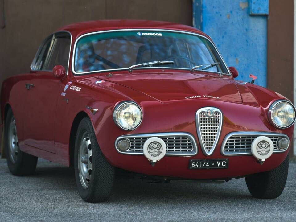 Image 4/50 of Alfa Romeo Giulietta Sprint (1961)