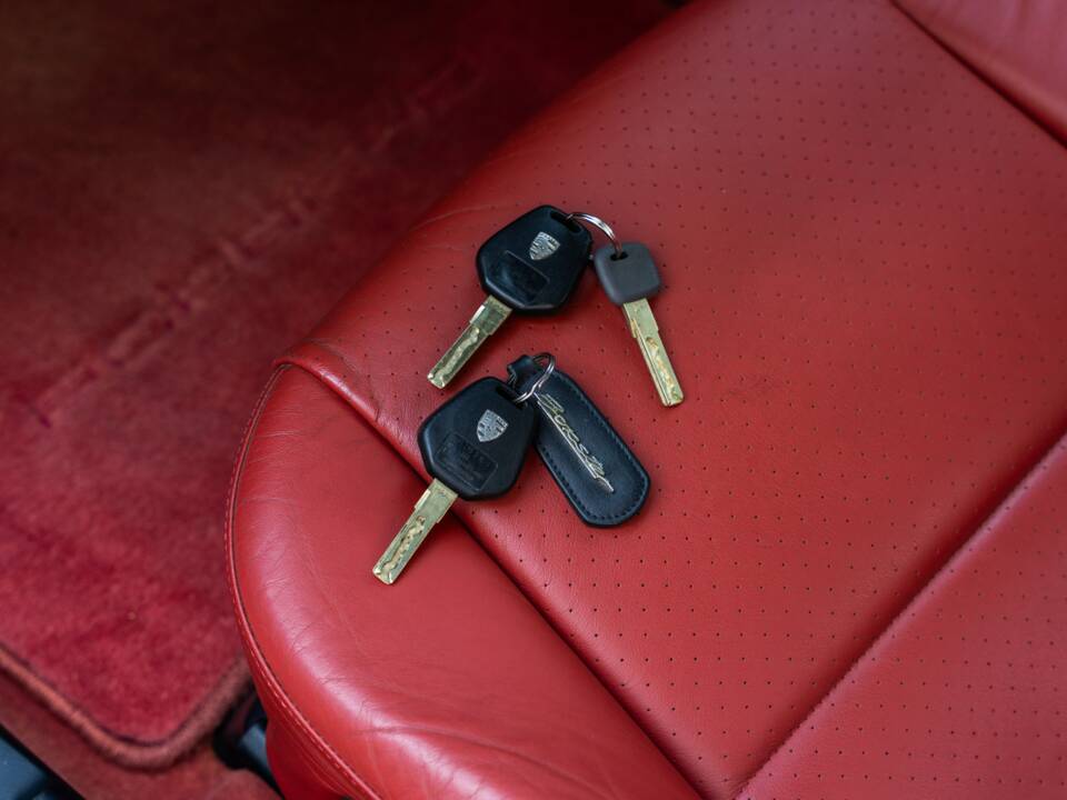 Image 69/73 of Porsche Boxster (2001)
