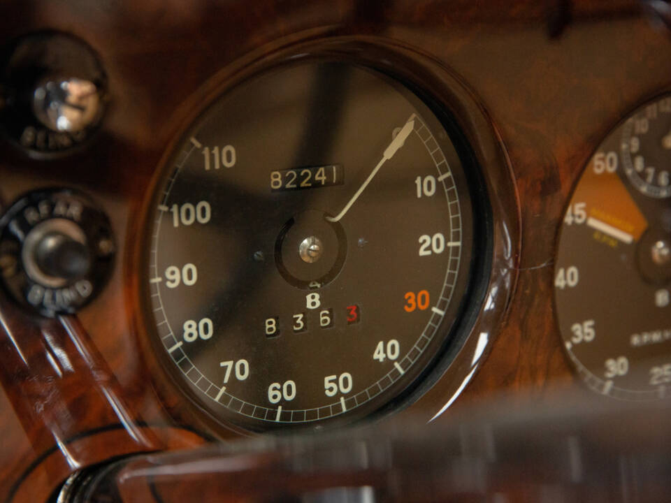 Image 12/50 of Bentley 4 1&#x2F;4 Litre (1938)