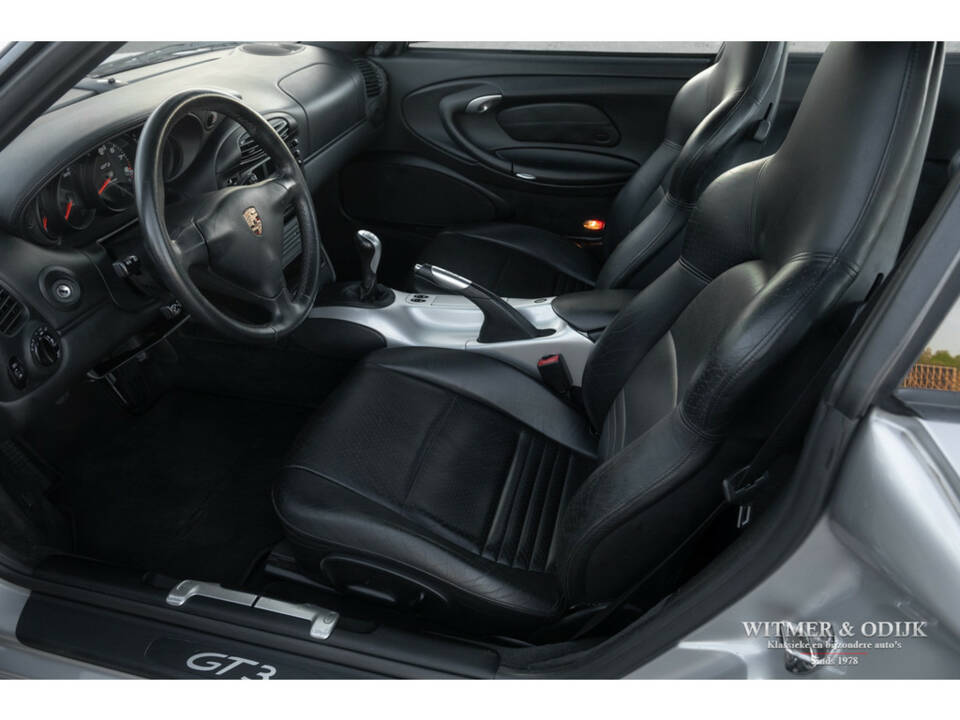 Image 14/33 of Porsche 911 GT3 (2000)