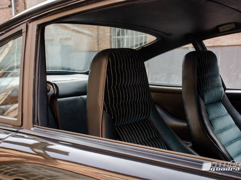 Image 8/12 of Porsche 911 SC 3.0 (1980)