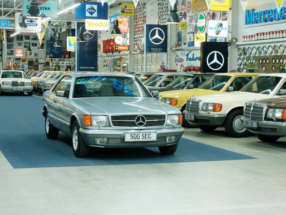 Image 9/50 of Mercedes-Benz 500 SEC (1982)