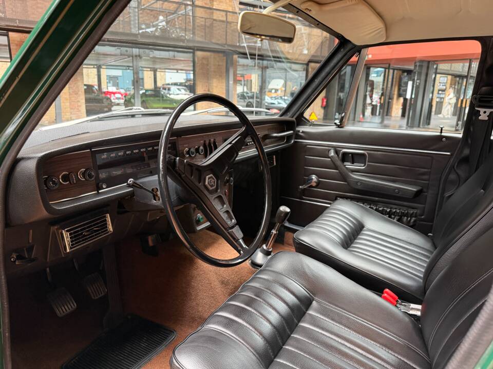 Image 19/44 de Volvo P 144 (1972)