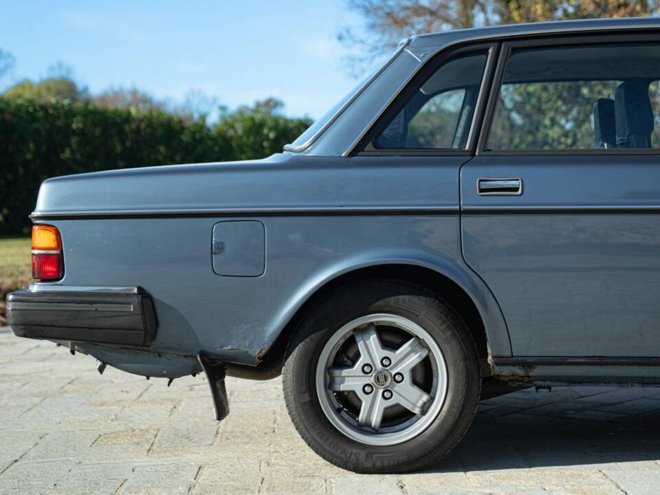 Bild 19/50 von Volvo 240 Diesel (1984)