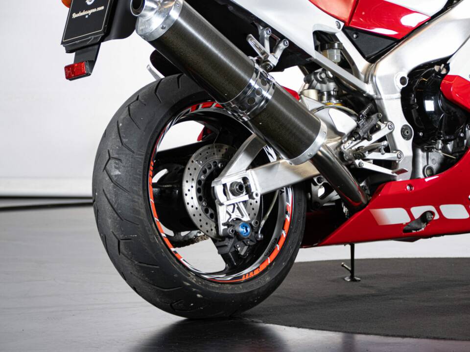 Bild 9/50 von Yamaha YZF 1000 R1 (1998)