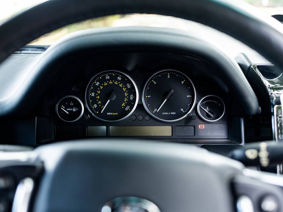 Image 27/50 de Land Rover Range Rover Vogue TDV8 (2009)