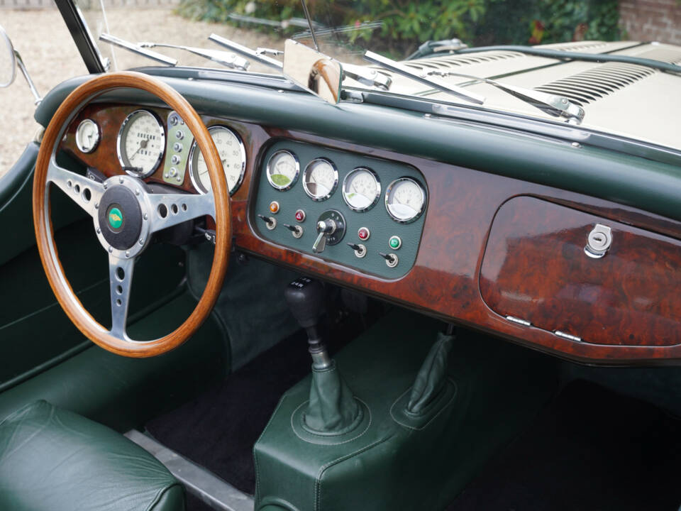 Image 7/50 of Morgan 4&#x2F;4 1800 (1994)