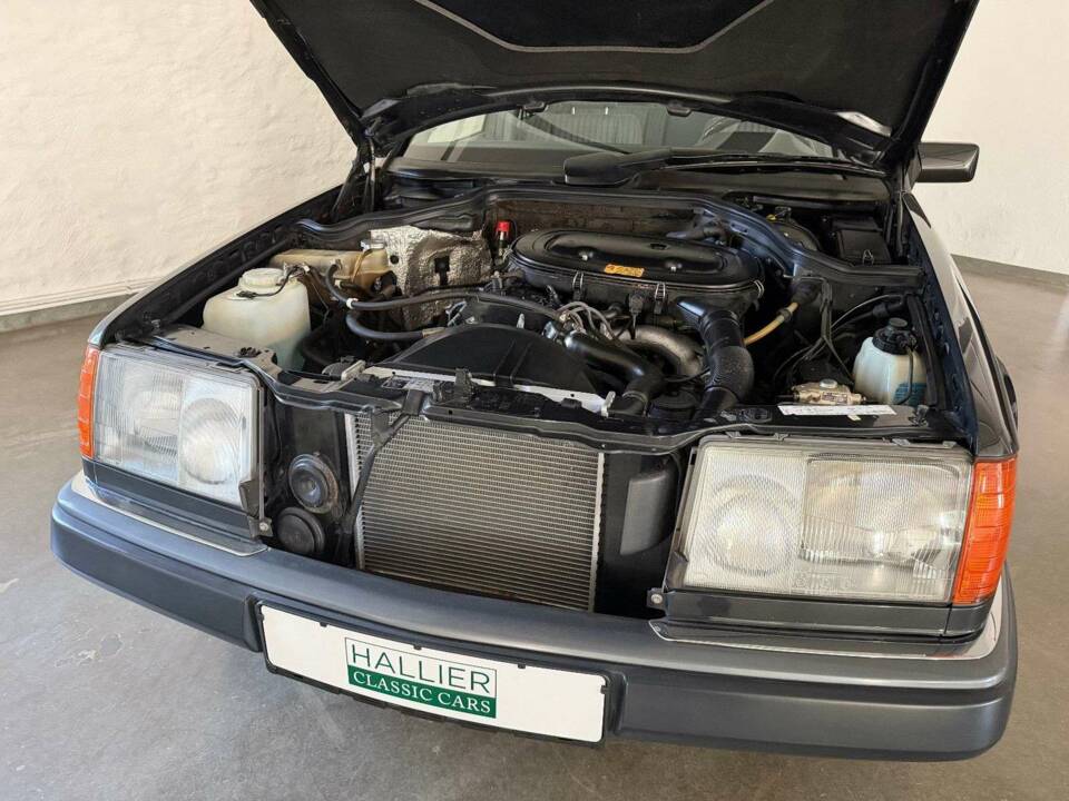 Image 7/43 of Mercedes-Benz 230 TE (1992)