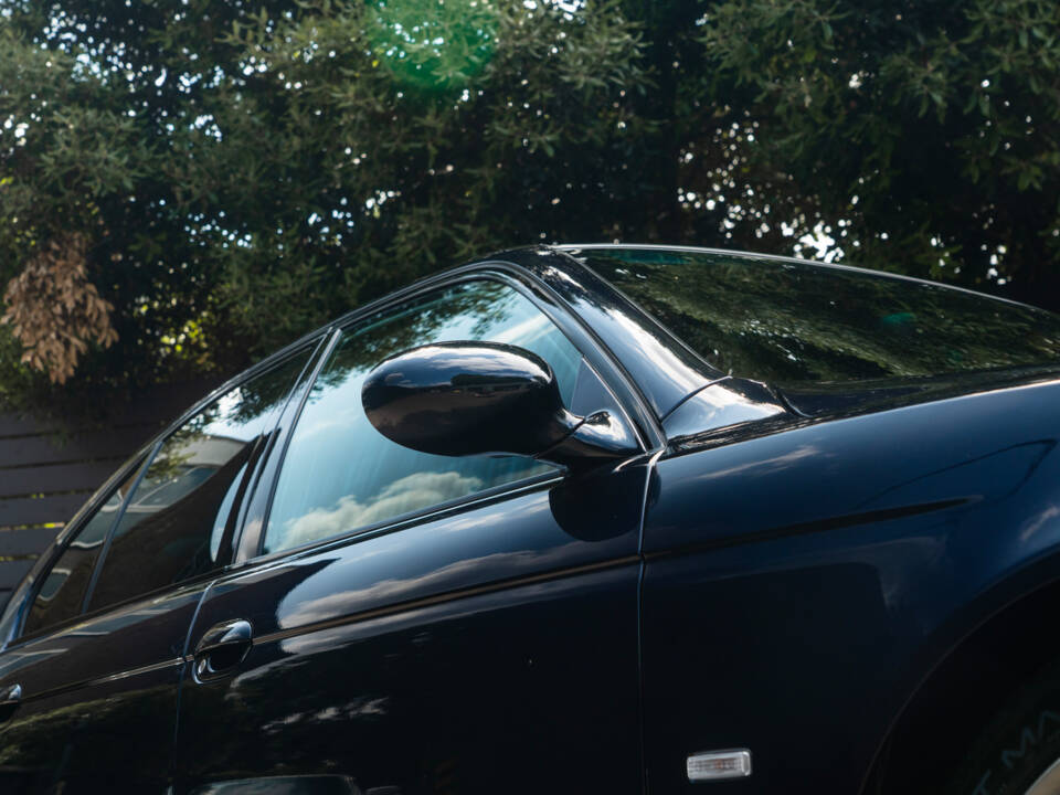 Image 50/56 of BMW M5 (2000)