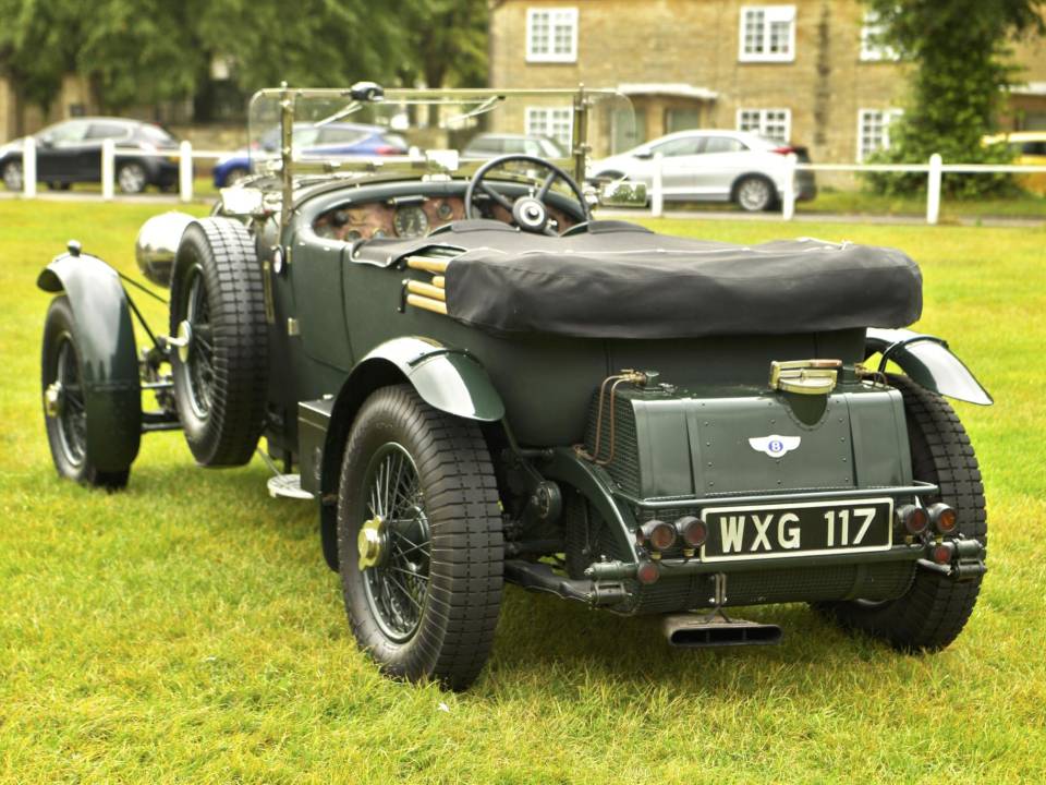 Image 9/50 de Bentley Mk VI Straight Eight B81 Special (1934)