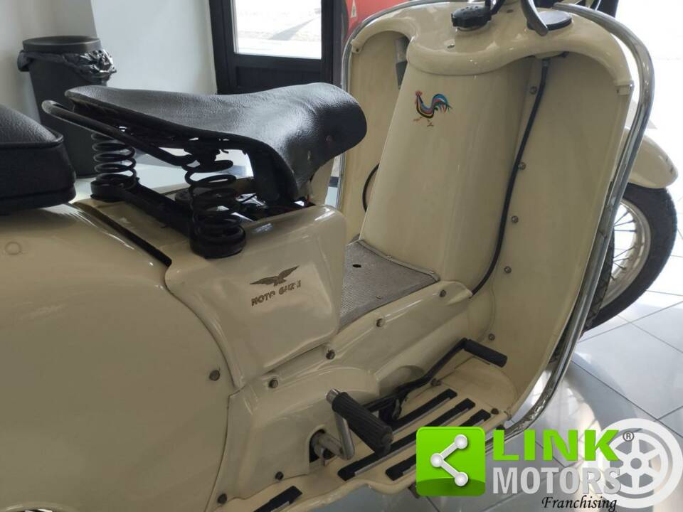 Afbeelding 7/10 van Moto Guzzi DUMMY (1954)