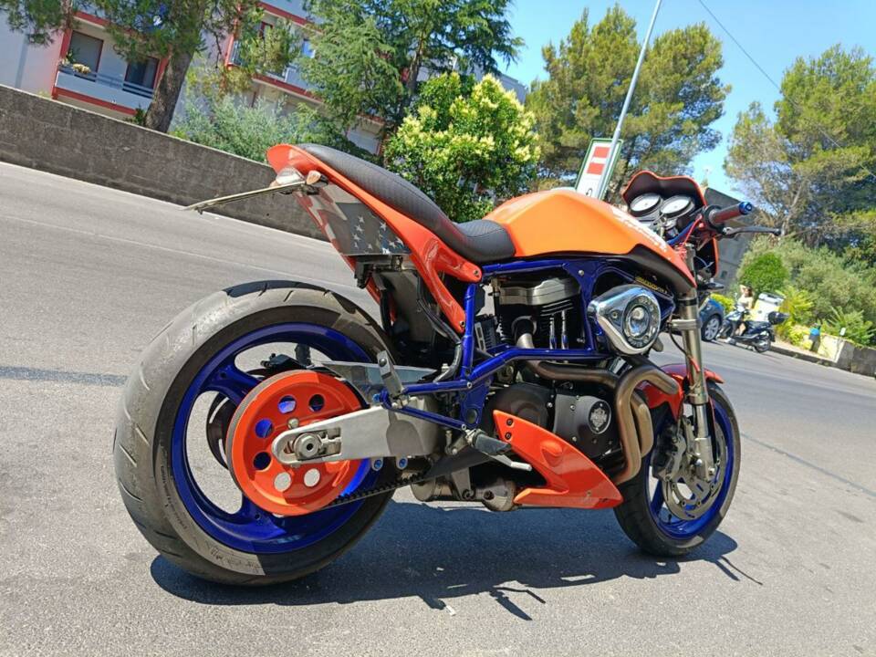 Image 5/48 of Buell X1 Lightning (2000)