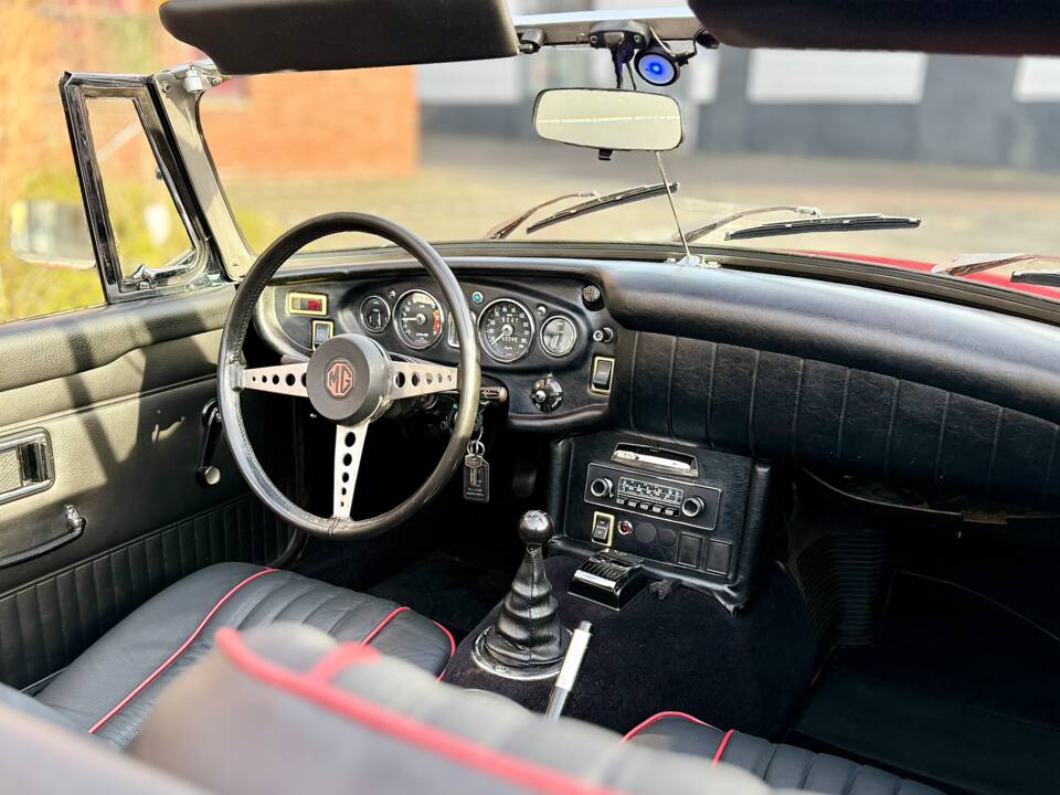 Bild 8/64 von MG MGB (1970)