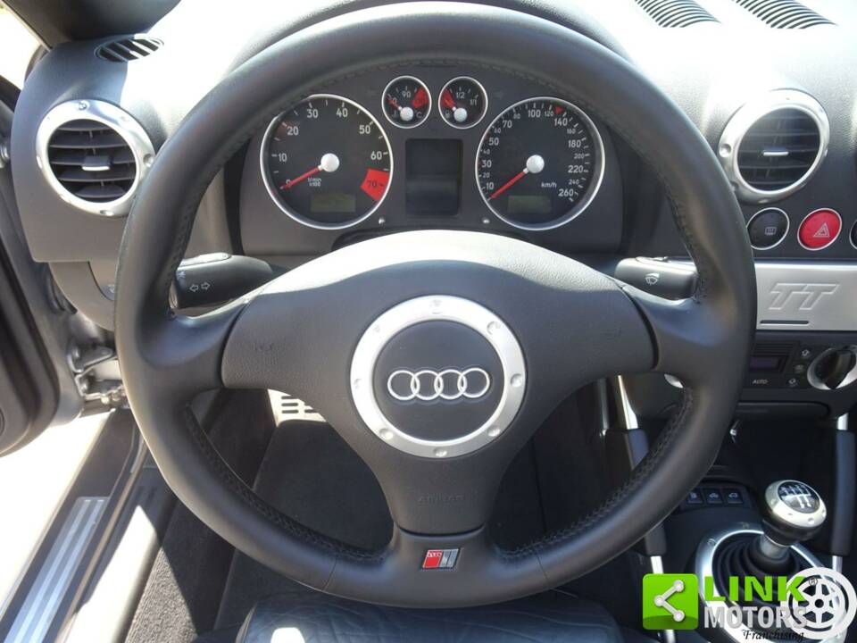Bild 8/40 von Audi TT 1.8 T (2000)