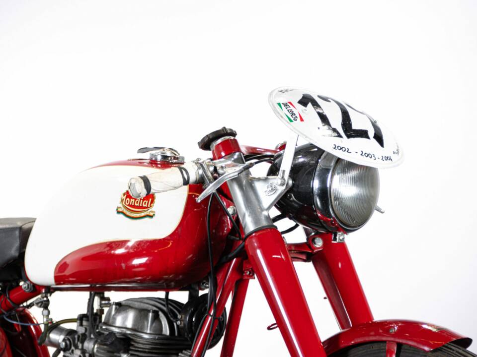 Bild 38/50 von Mondial 175 Turismo Veloce (1956)