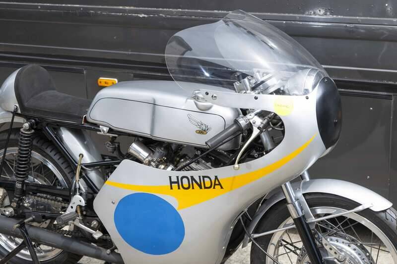 Afbeelding 30/42 van Honda CB 77 (1964)