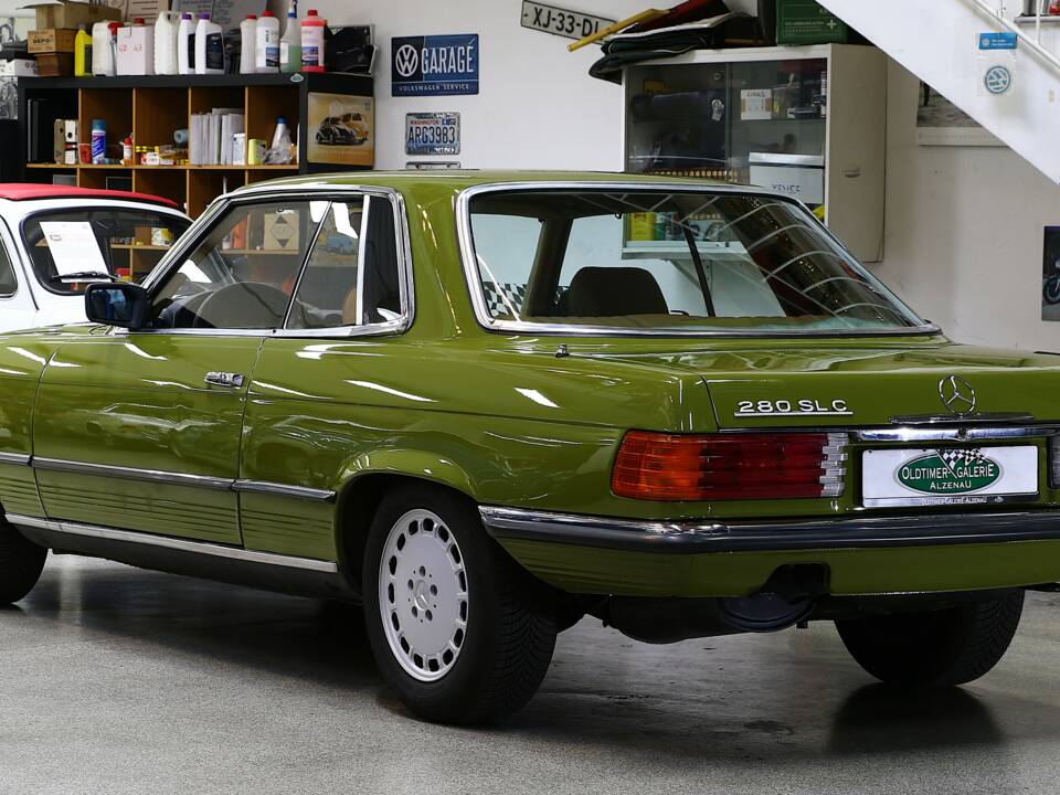 Afbeelding 6/25 van Mercedes-Benz 280 SLC (1980)