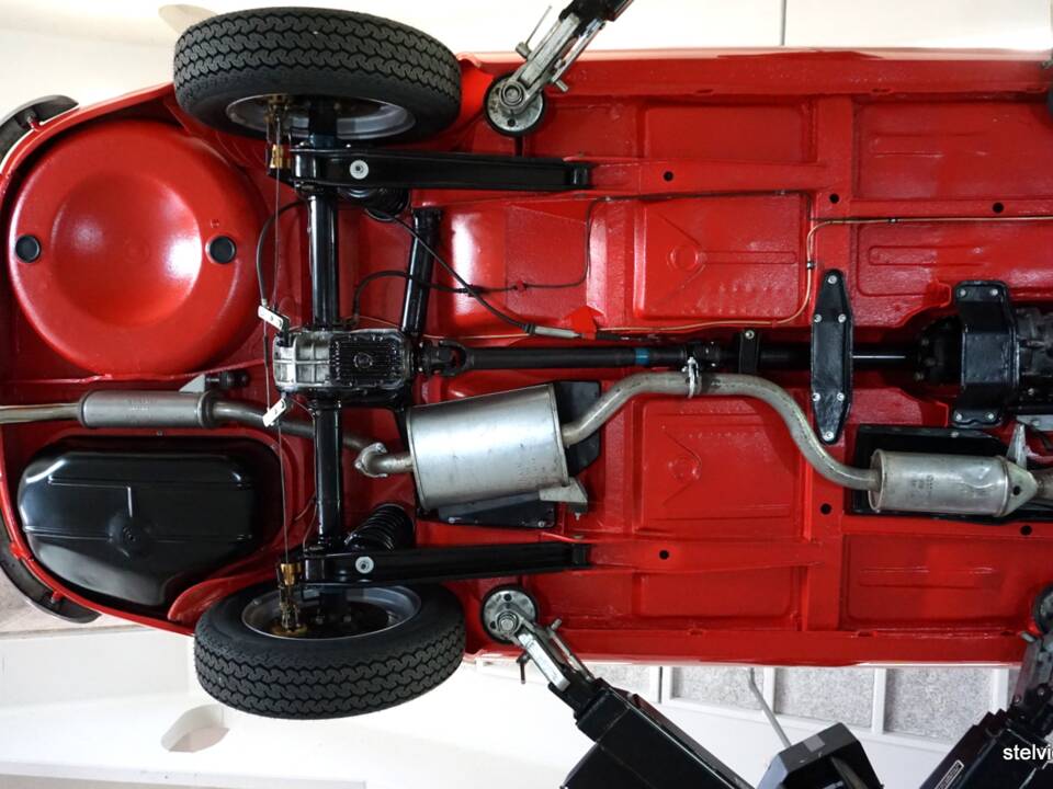 Afbeelding 45/50 van Alfa Romeo 1600 Spider Duetto (1967)