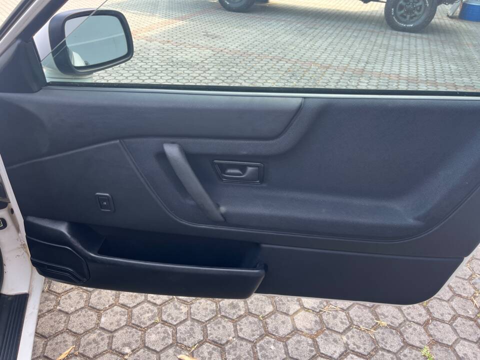 Bild 17/22 von Volkswagen Corrado 1.8 16V (1992)