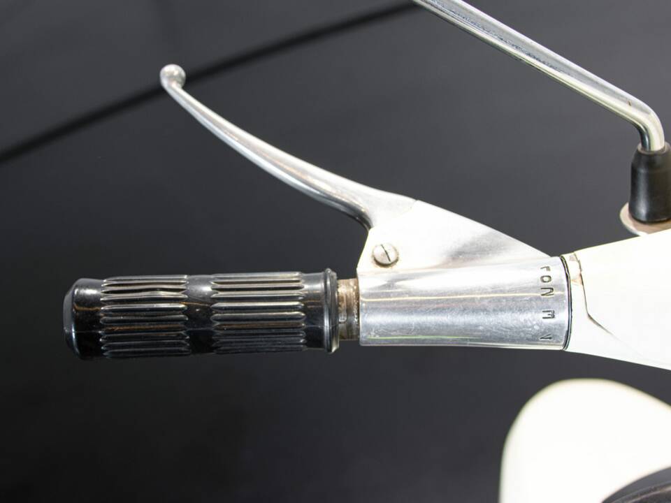 Bild 39/45 von Innocenti Lambretta 150 DL (1970)