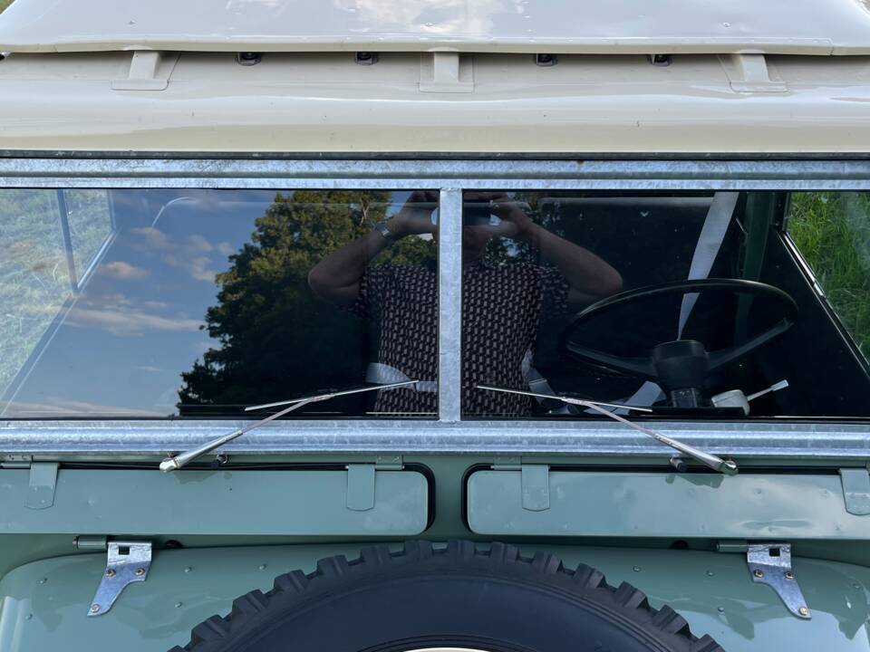 Imagen 28/99 de Land Rover 109 (1970)