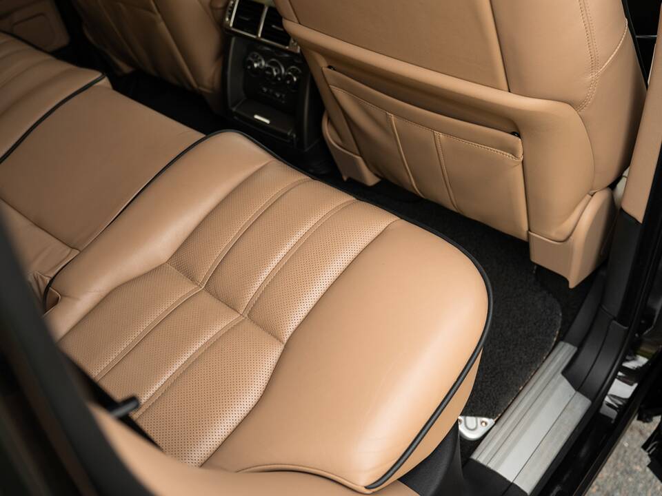 Imagen 40/67 de Land Rover Range Rover V8 Supercharged (2012)