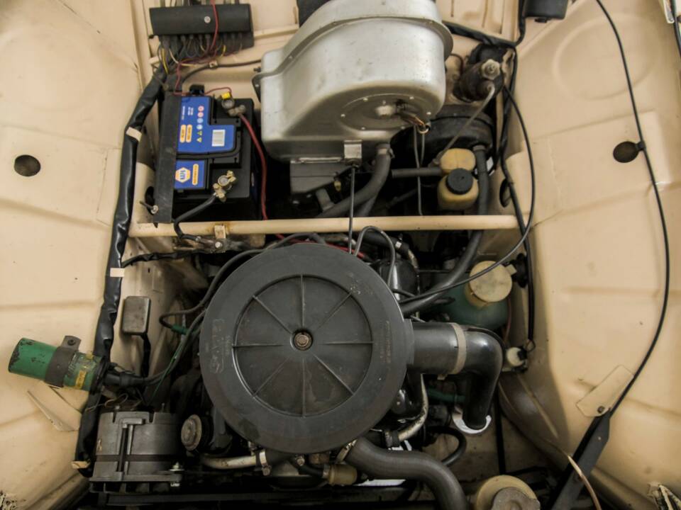 Image 40/50 de Saab 96 V4 (1971)