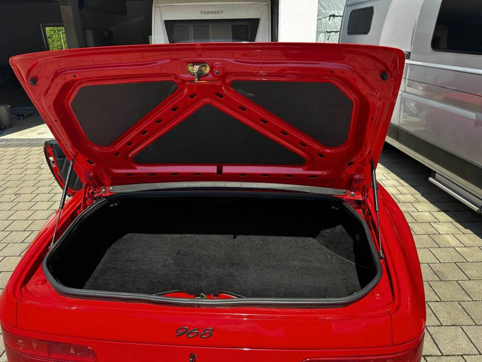 Bild 11/12 von Porsche 968 (1992)