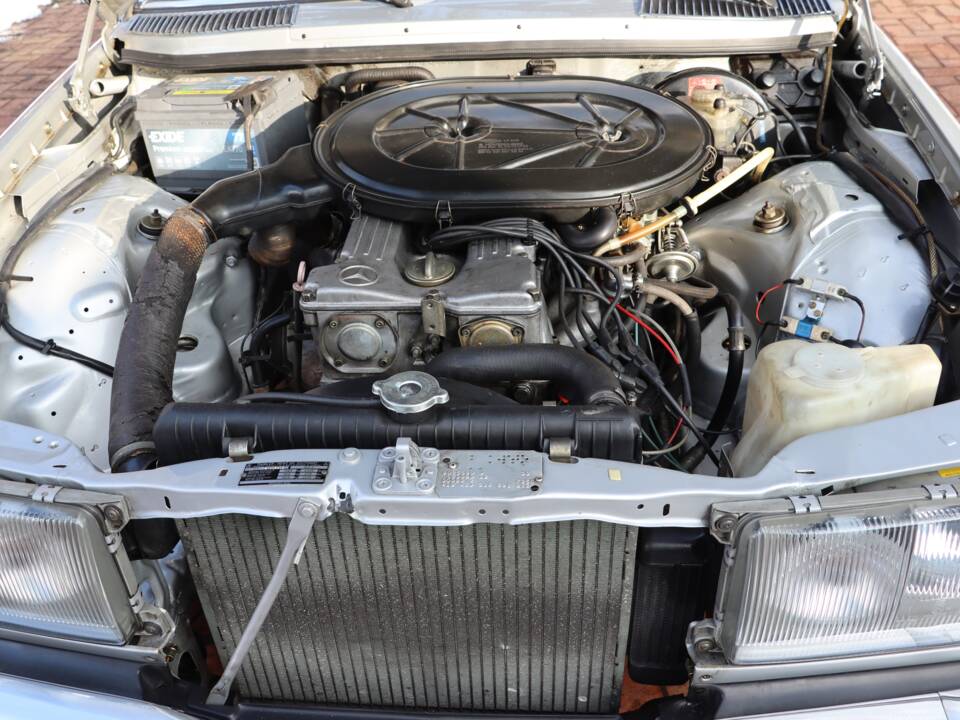 Bild 17/50 von Mercedes-Benz 280 C (1977)