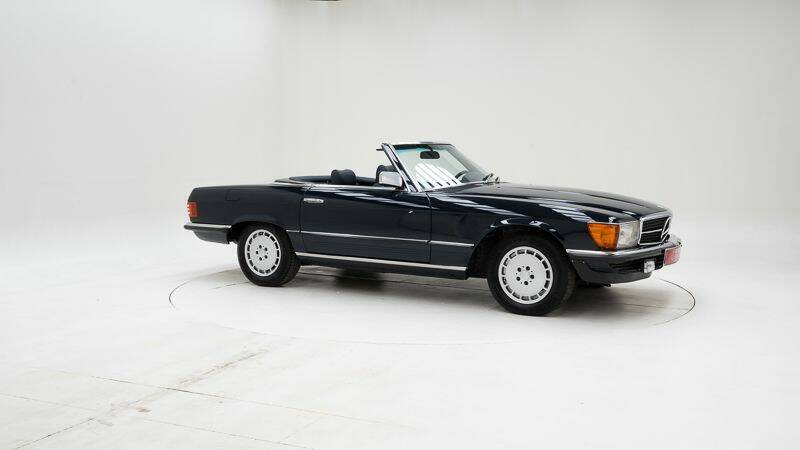 Image 3/15 de Mercedes-Benz 280 SL (1980)