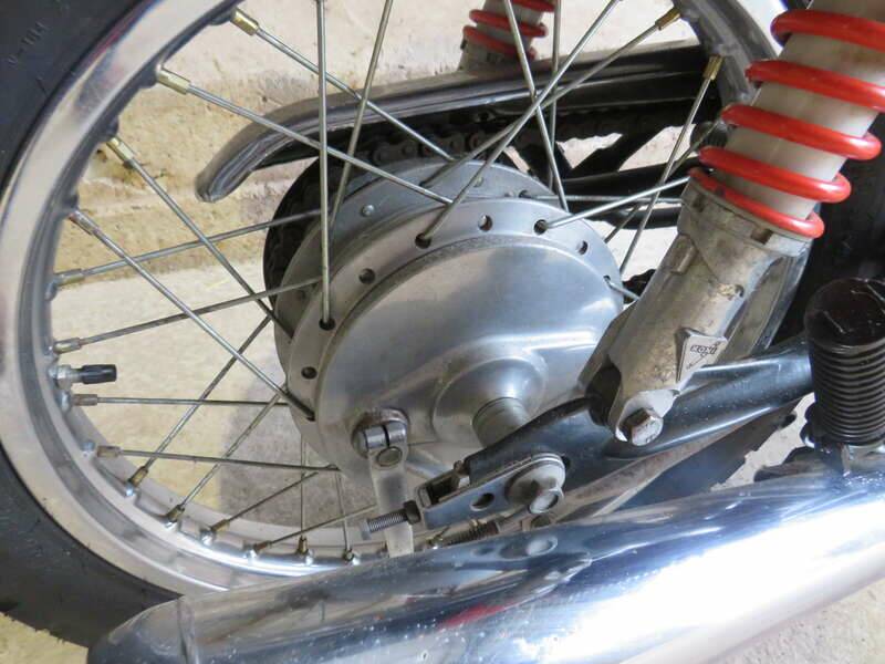 Image 44/50 de Honda CB 400 Four (1977)