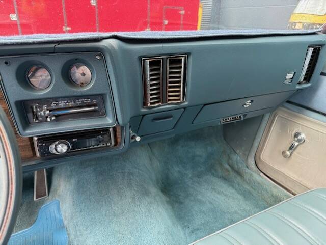 Image 14/25 of Chevrolet El Camino (1977)