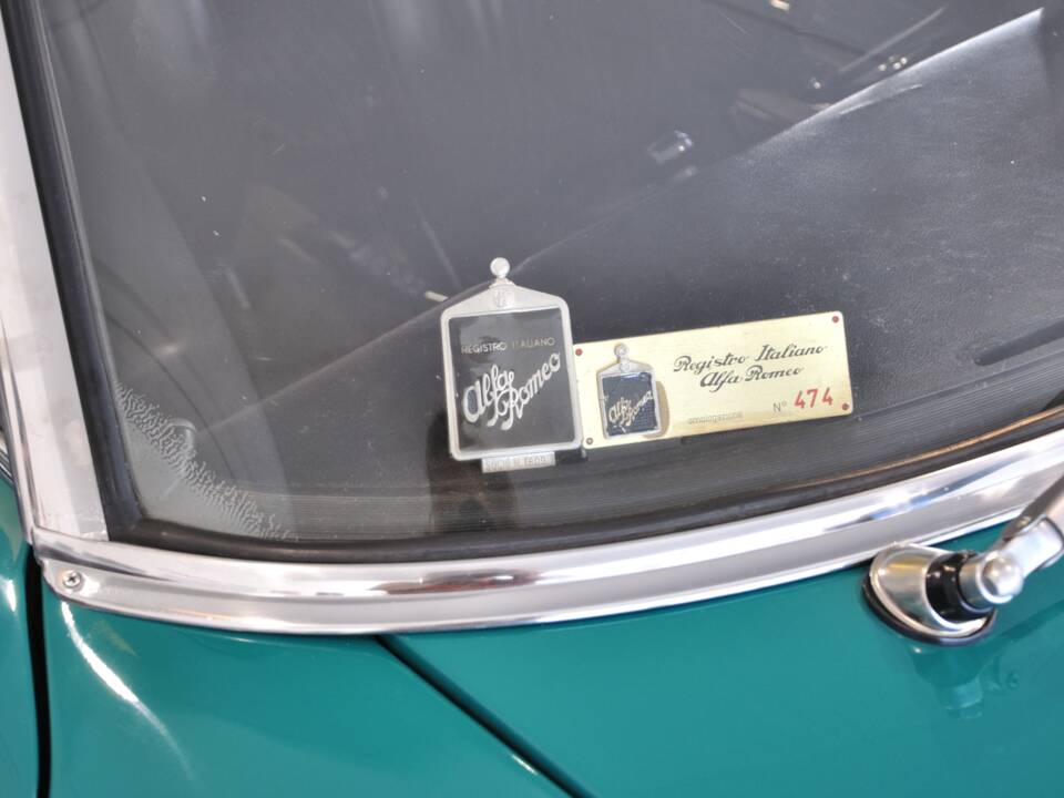 Afbeelding 4/30 van Alfa Romeo 1300 Spider Junior (1969)
