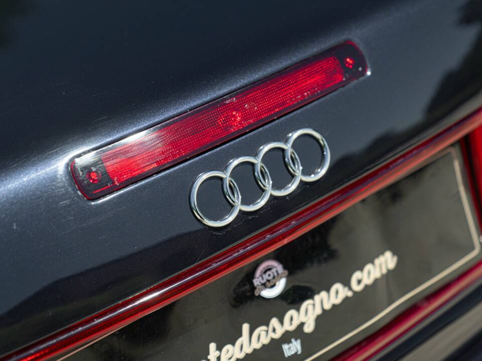 Afbeelding 17/50 van Audi Cabriolet 2.0 E (1997)