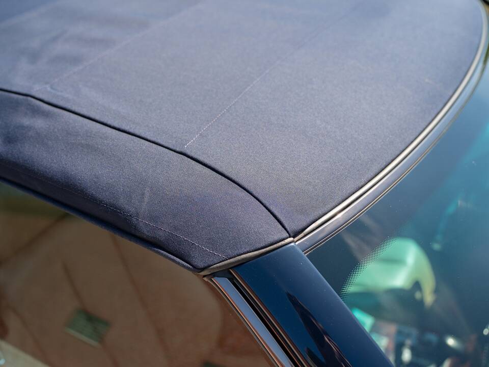 Image 43/44 de Mercedes-Benz 500 SL (1990)