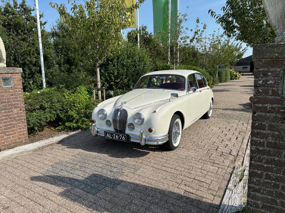 Immagine 18/75 di Jaguar Mk II 3.4 (1964)