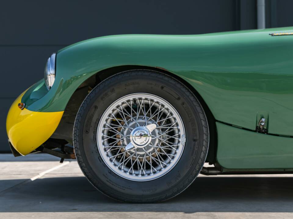 Image 33/50 of Austin-Healey Sprinzel Sebring Sprite (1958)