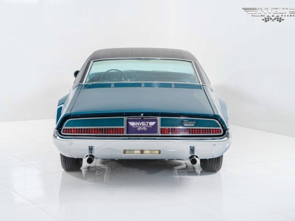 Image 7/16 of Oldsmobile Toronado (1967)