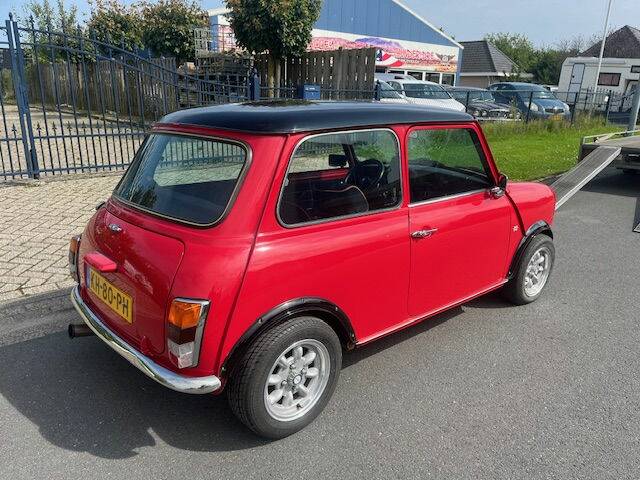 Image 6/8 of Austin Mini 1000 (1983)