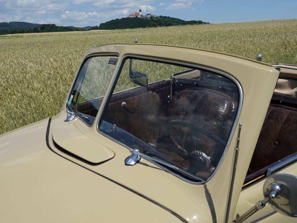 Immagine 9/44 di Ford V8 (1938)