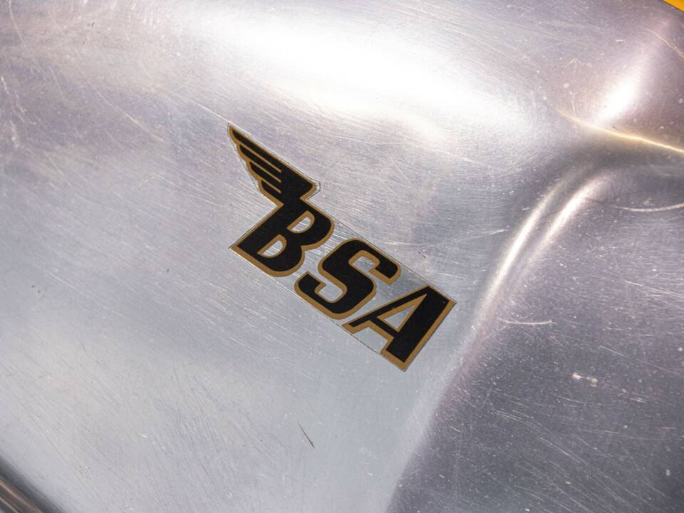 Bild 43/50 von BSA C 15 Scrambler (1963)