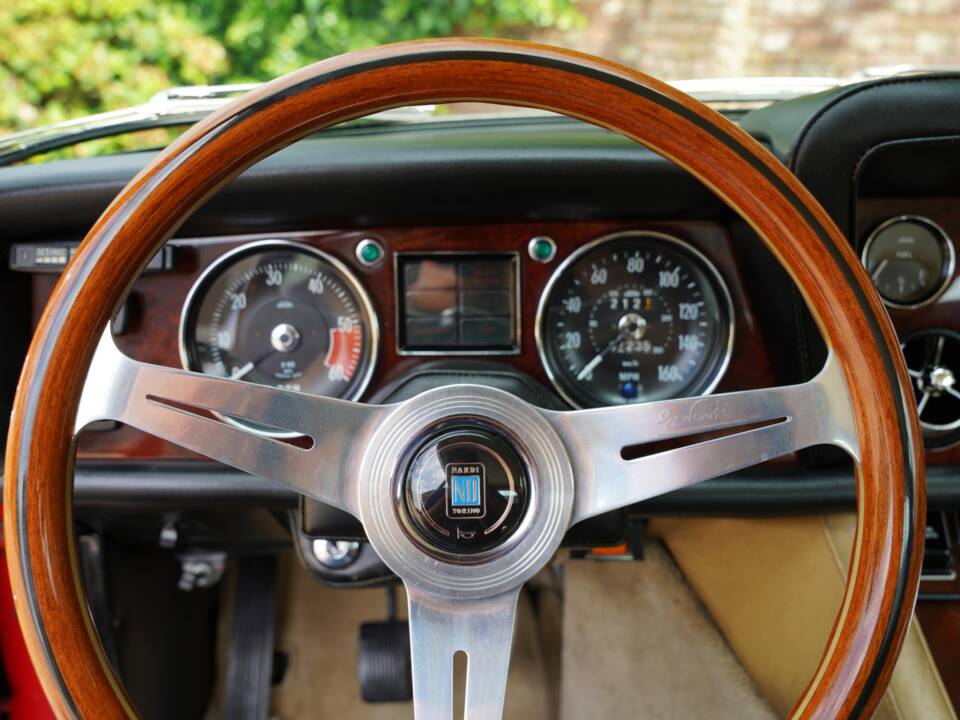 Image 50/50 of Jensen Interceptor MK III (1976)