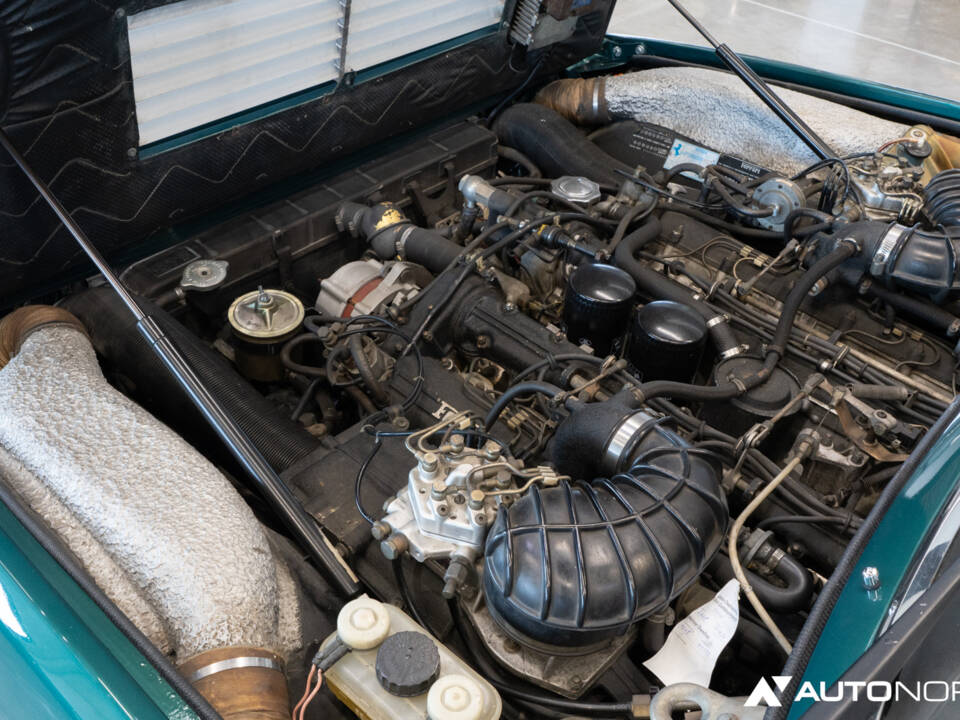 Image 22/49 of Ferrari 400i (1982)