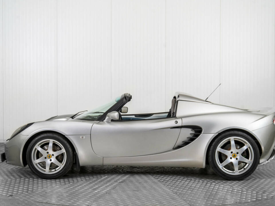 Image 9/50 of Lotus Elise (2002)