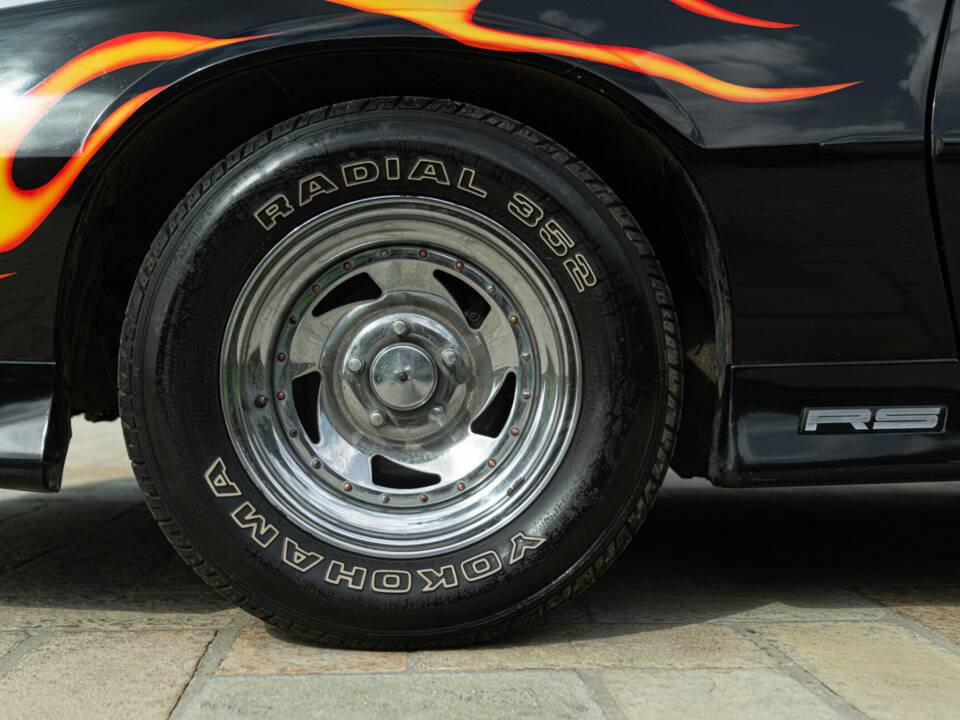 Bild 16/50 von Chevrolet Camaro Z28 (1992)