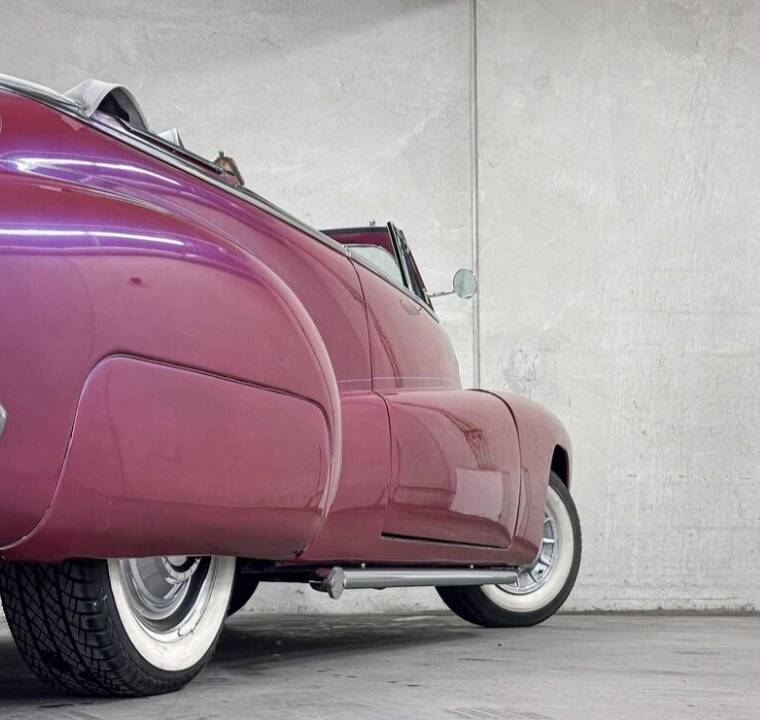 Bild 26/89 von Buick 50 Super Convertible (1947)